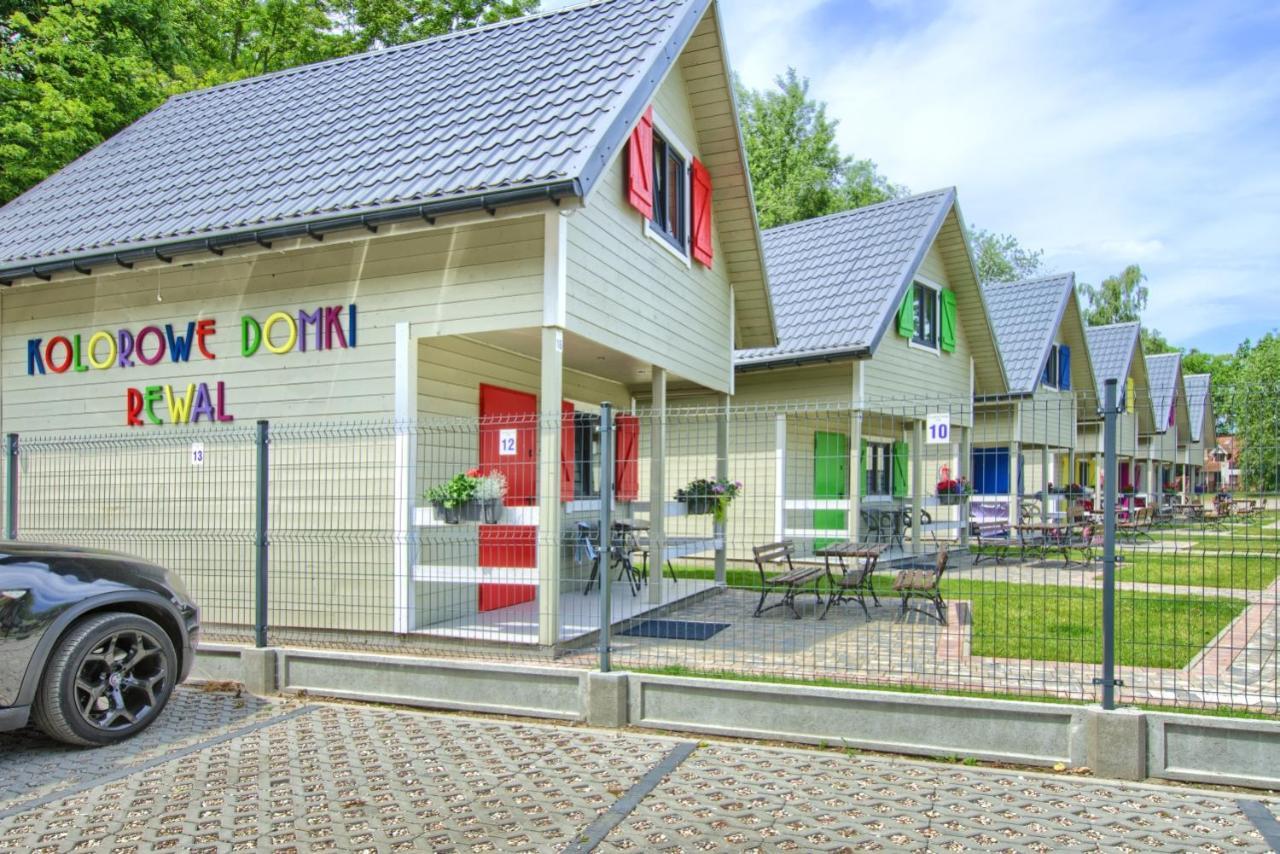 Kolorowe Domki Rewal, 200M Do Plazy, Morza Uwielbiany Przez Rodziny Z Dziecmi エクステリア 写真